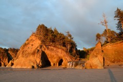Cave & Waterfall on Beach || Hug Point State Recreation Site, Oregon