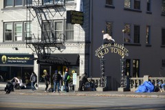 Saturday Market in Old Town Portland || Oregon