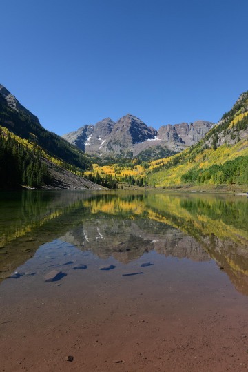 Maroon Bells Reflected in Fall || Colorado