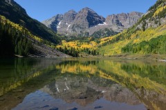 Maroon Bells Reflected in Fall || Colorado