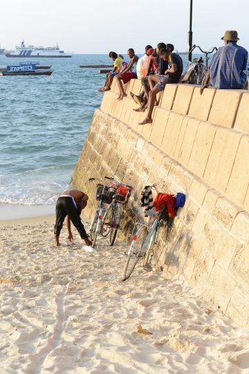 Hanging on the Sea Wall || Zanzibar