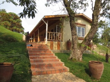 Nkuringo Bwindi Gorilla Lodge || Nkuringo, Uganda