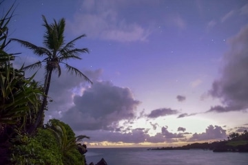 Black Sand Beach Sunrise || Waiʻanapanapa, Hawaii