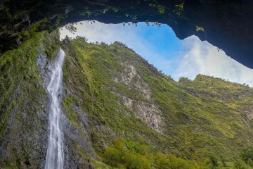 Hanakapiai Falls || Kauai