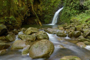 Hidden Falls along Wailua Stream || Maui, Hawaii
