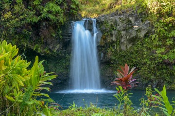 Pua'a Ka'a Falls || Maui, Hawaii