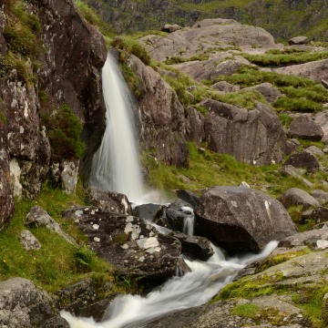 Waterfalls along Conor Pass|| Dingle Peninsula