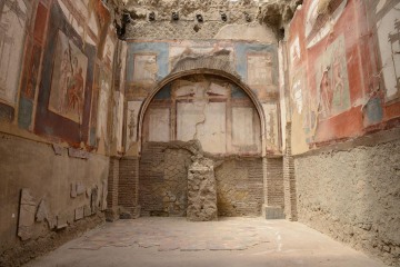House of Neptune and Anfítrite || Herculaneum