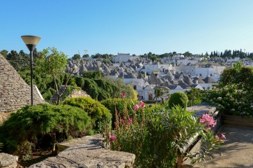 Trulli in Alberobello || Itria Valley