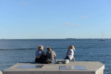 Hanging in Helsinki || Finland