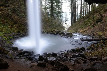 Ponytail Falls || Columbia River Gorge, Oregon