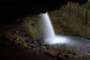 Ponytail Falls || Columbia River Gorge, Oregon
