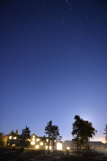 Stars over MacKenzie Beach || Tofino, BC, Canada