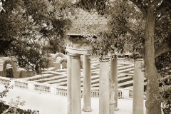 Horta-Gardens-and-Maze-Pavilion