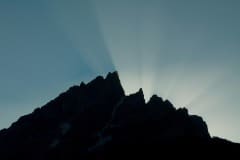 Crepuscular Rays behind the Tetons || Grand Teton NP