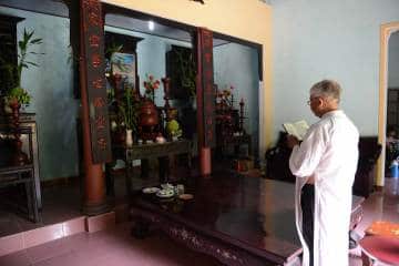 Paying Respects || Quang Ngai