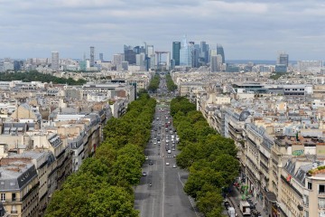 Financial District || Paris, France